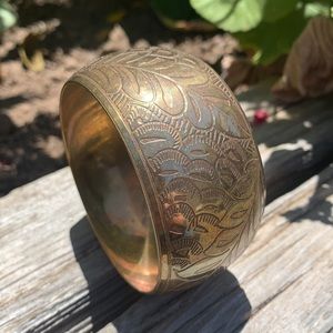 Vintage wide brass leaf etched 1970 bracelet